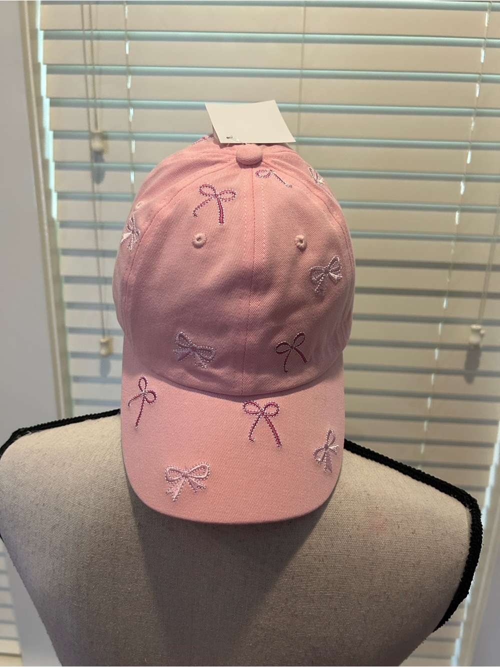 Pink Bow Embroidered women’s Baseball Cap for breast cancer support NWT